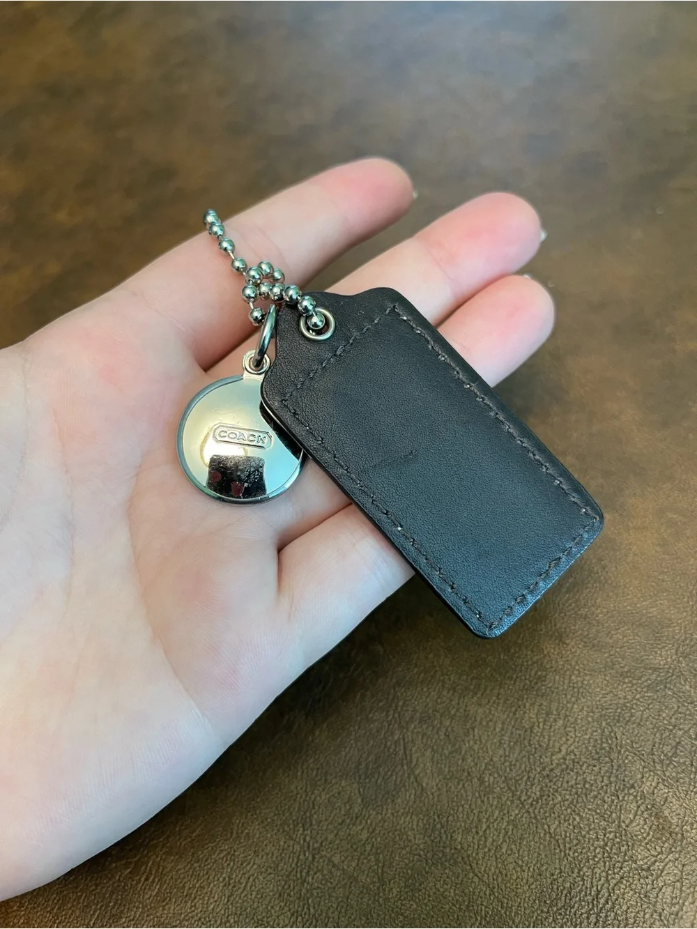 Coach hang tag set